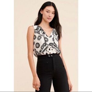 💫Anthropologie Black and White Patterned Blouse